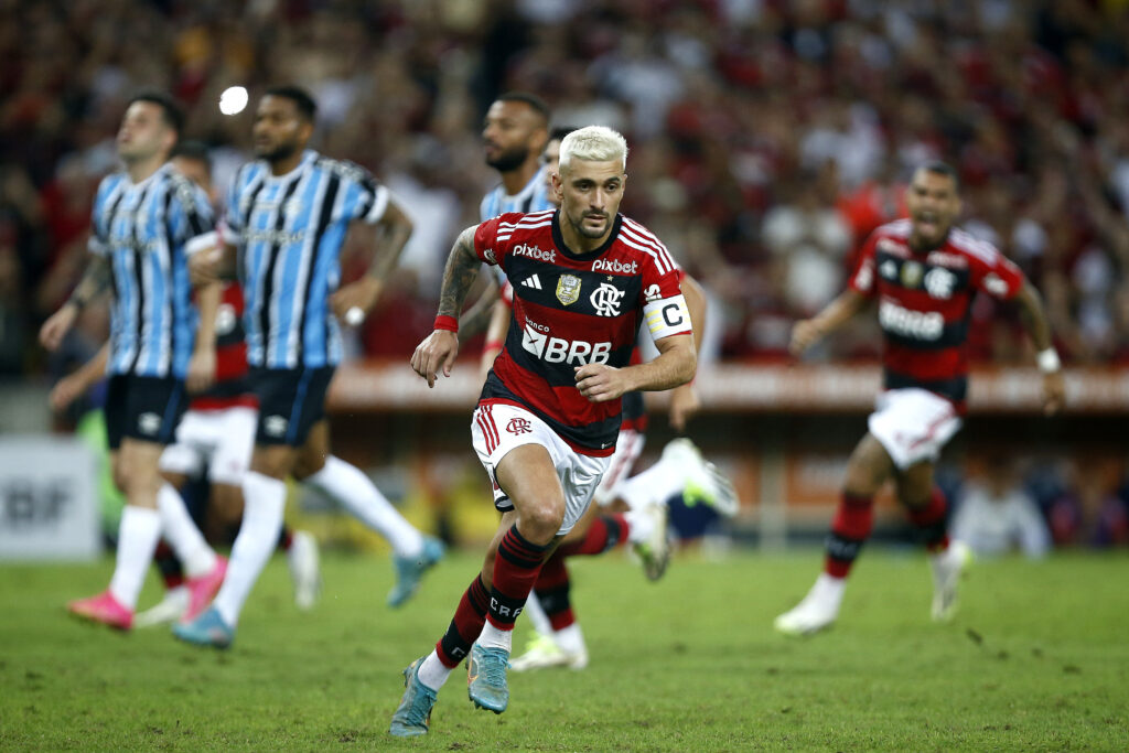 Flamengo e Grêmio se enfrentam nesta quarta-feira (25), em Porto Alegre, pelo Brasileirão