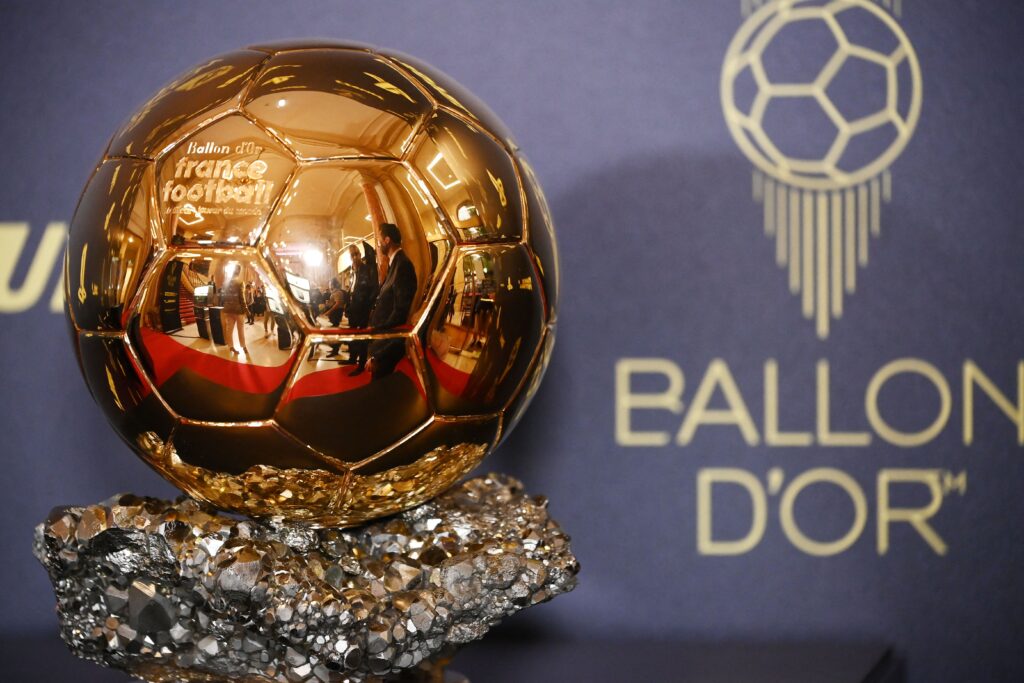 Lionel Messi deve ganhar troféu da Bola de Ouro e Vini Jr concorre ainda ao Prêmio Sócrates do Ballon D'Or
