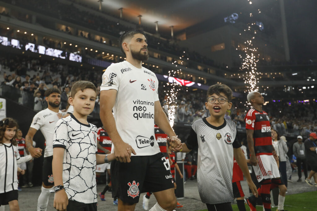 Bruno Méndez do Corinthians é foco do Flamengo