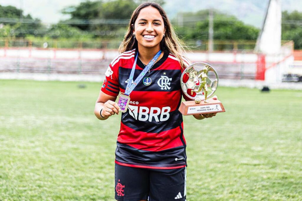 Cecília Alves venceu a Copa Rio Feminina Sub-17 com o Flamengo
