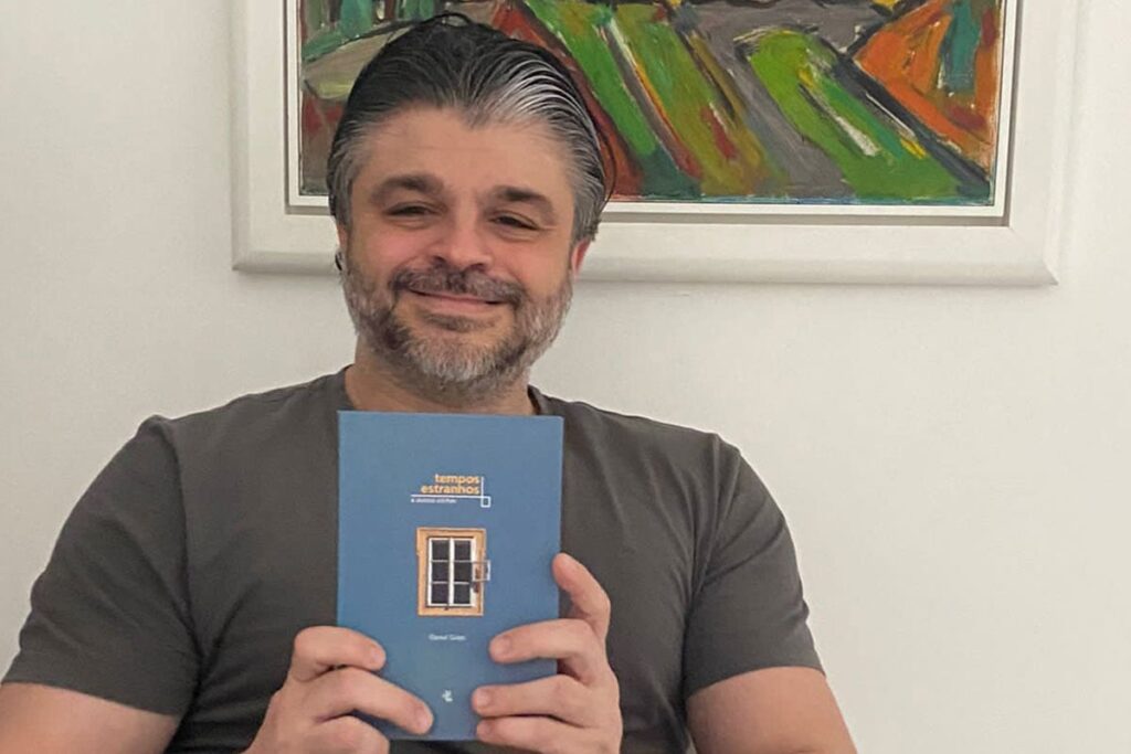 Cronista do MRN, Daniel Giotti lança livro de contos "Tempos estranhos e outros clichês"