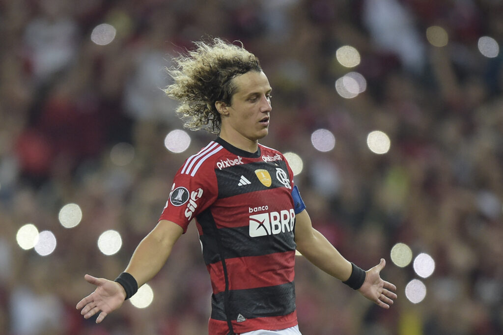Animado com Tite, David Luiz quer permanecer no Flamengo em 2024