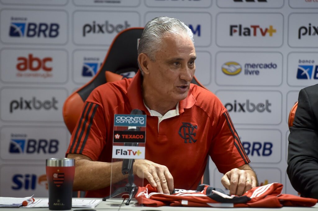 Na coletiva de apresentação, Tite falou sobre resgate do Flamengo de 2019 e citou DNA do clube, mencionado por Landim