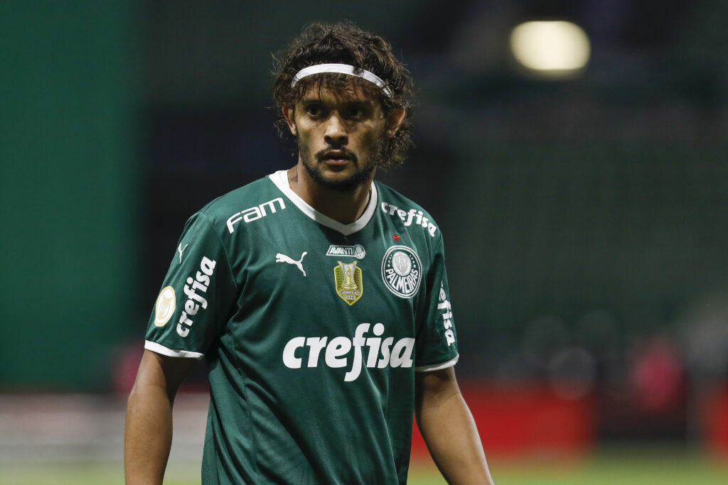 Gustavo Scarpa foi especulado no Flamengo