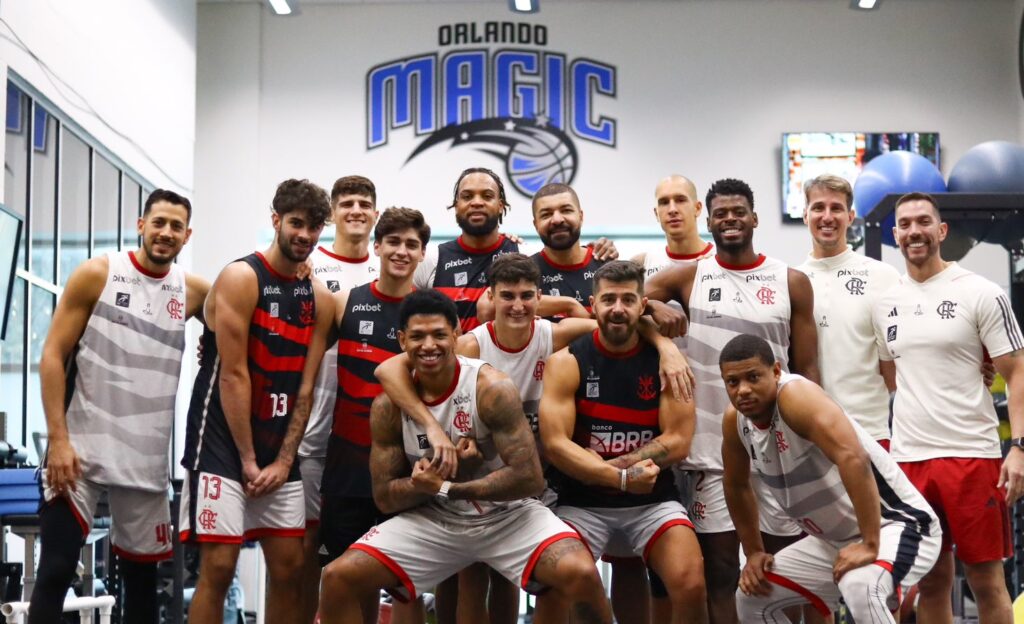 Time do Flamengo no Amway Center, ginásio do Orlando Magic