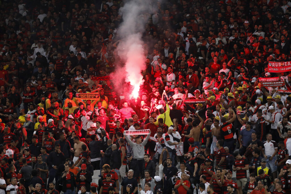 Torcida em Corinthians x Flamengo, em Itaquera