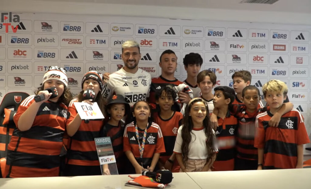 Entre crianças, Flamengo tem mais torcida que Corinthians e Palmeiras somados