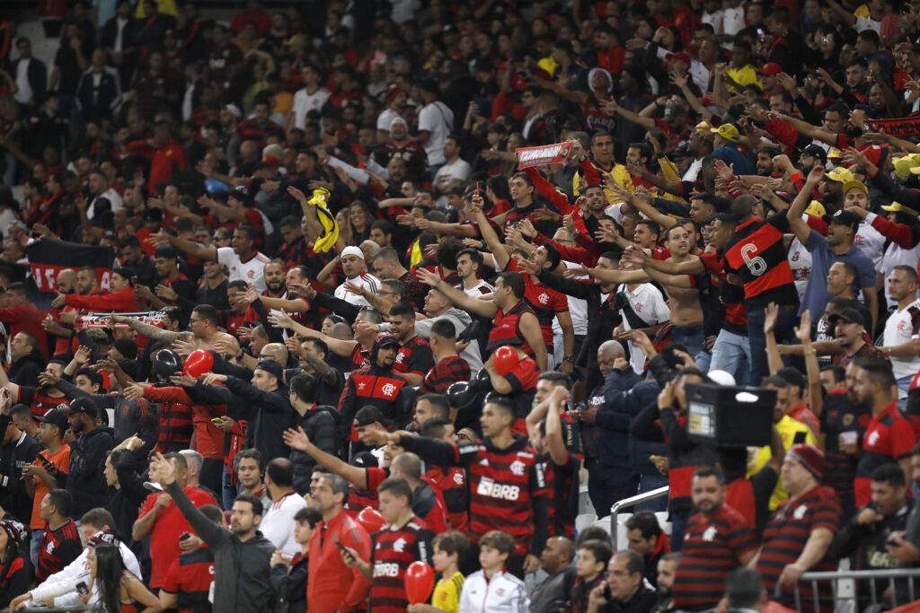 Corinthians faz absurdo contra torcida do Flamengo para jogo na Neo Química Arena