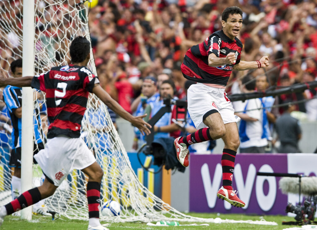 Angelim organiza jogo beneficente em Juazeiro do Norte, na Arena Romeirão, que contará com ídolos do Fla como Zico, Andrade e Petkovic