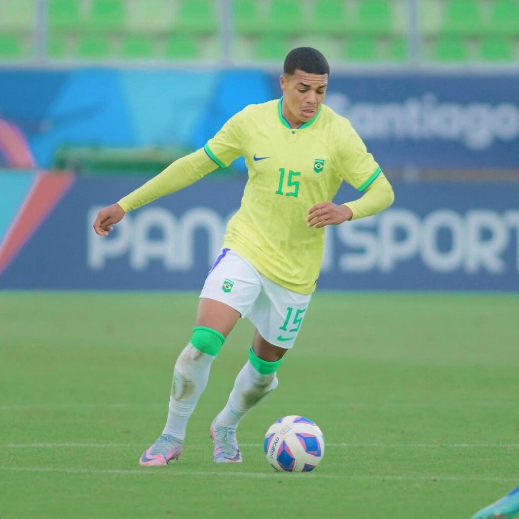 Igor Jesus em ação pela Seleção Brasileira nos Jogos Pan-Americanos de 2023