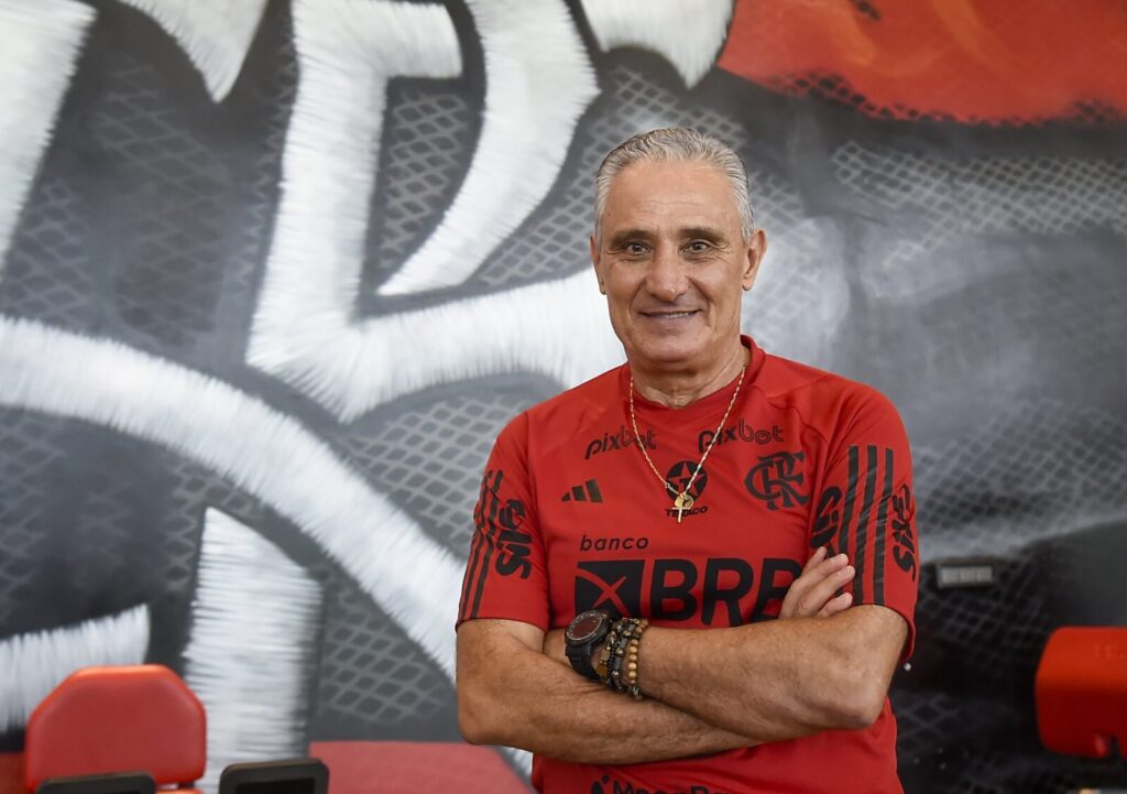 Tite no Ninho do Urubu; treinador se aproxima de estreia pelo Flamengo e tem bons números em estreias no Brasileirão