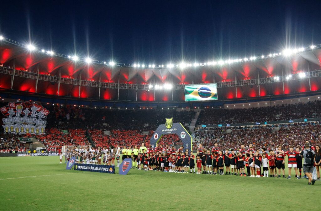 Clássico entre Flamengo e Fluminense no Maracanã