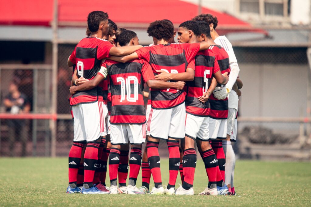Flamengo enfrentou o Vasco no sub-15 e sub-17 do Campeonato Carioca