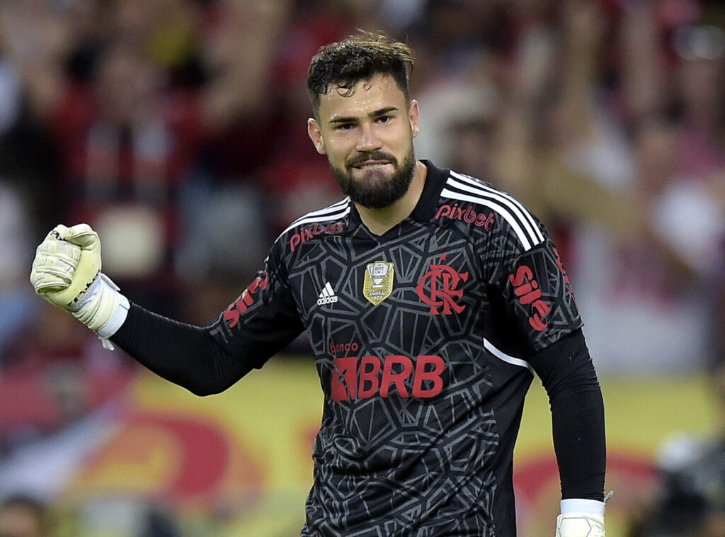 Matheus Cunha, goleiro do Flamengo; Tite escala jovem para jogo contra o Atlético-GO