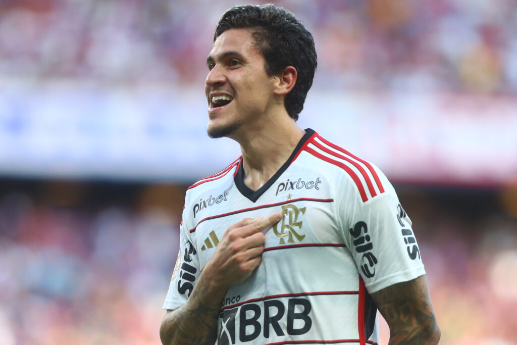 Pedro comemora gol pelo Flamengo contra o Fortaleza; atleta participou do quadro Resenha do Jogo e falou sobre os 100 gols