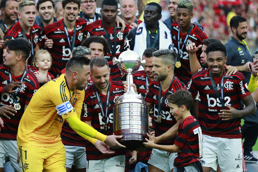 Gabigol, Arrascaeta e outros campeões da América com Flamengo celebram aniversário da Libertadores de 2019