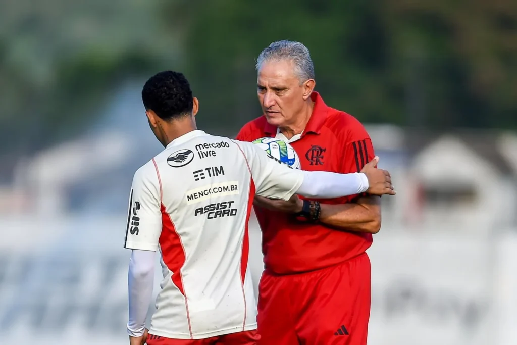 Tite terá retorno de Pulgar entre titulares e Gabigol à disposição para Flamengo x América-MG