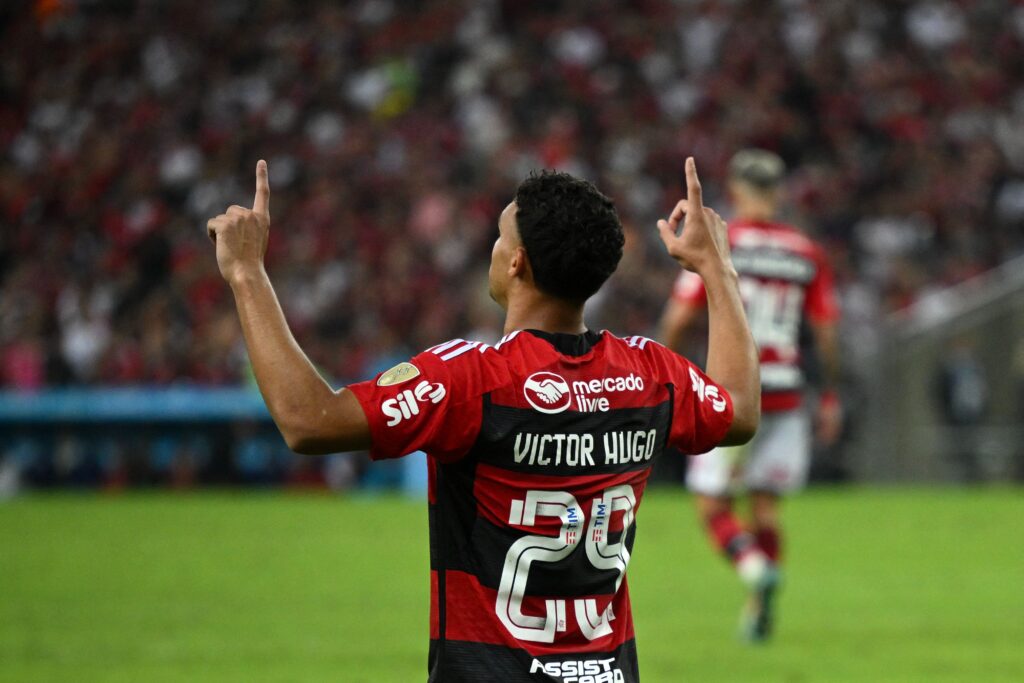 Victor Hugo pode deixar o Flamengo