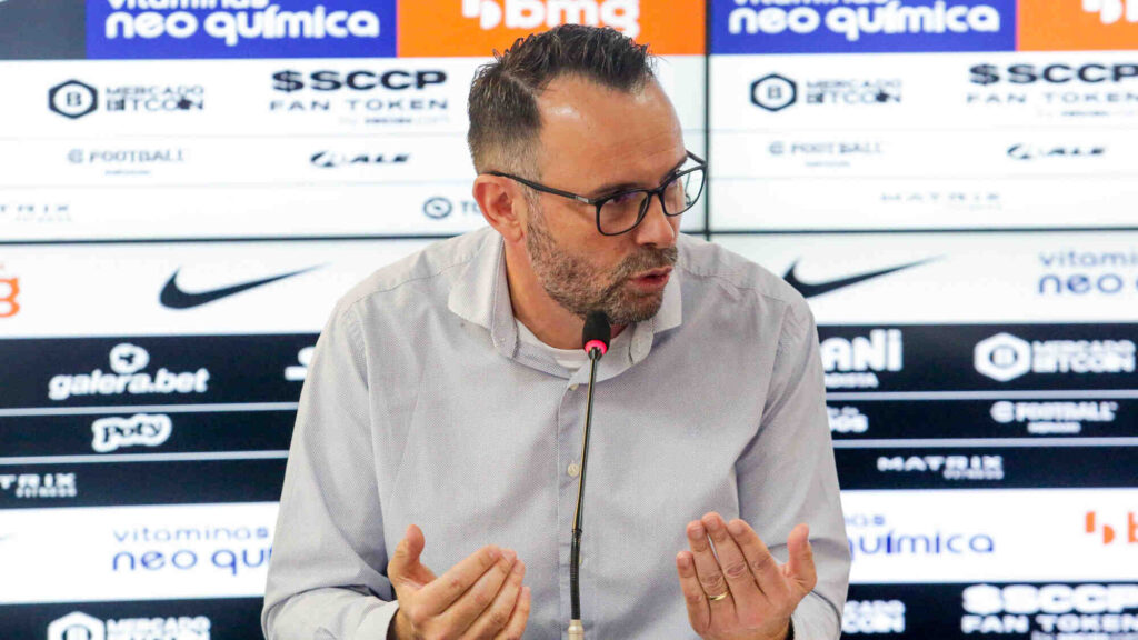 Wesley Melo, diretor financeiro do Corinthians, fala que reestruturação do Flamengo é referência para ajustar finanças do Corinthians, uma das maiores dívidas do futebol brasileiro