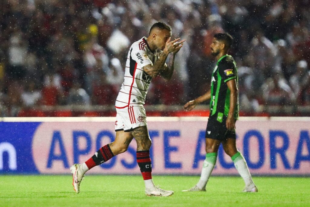 Borderôs explicam por que América-MG levou jogo contra Flamengo em Uberlândia; time, que tem prejuízo com jogos em BH, lucrou mais de 4 mi