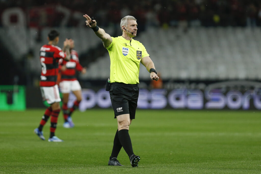 Anderson Daronco será o árbitro de Fortaleza x Flamengo pelo Brasileirão