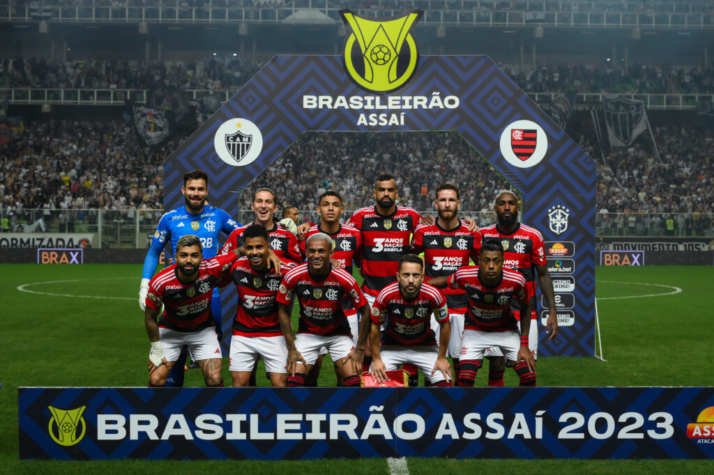 Com duas equipes em alta no 2º turno, atacantes rubro-negros já sabem qual será o maior obstáculo em Flamengo x Atlético-MG nesta quarta (29)