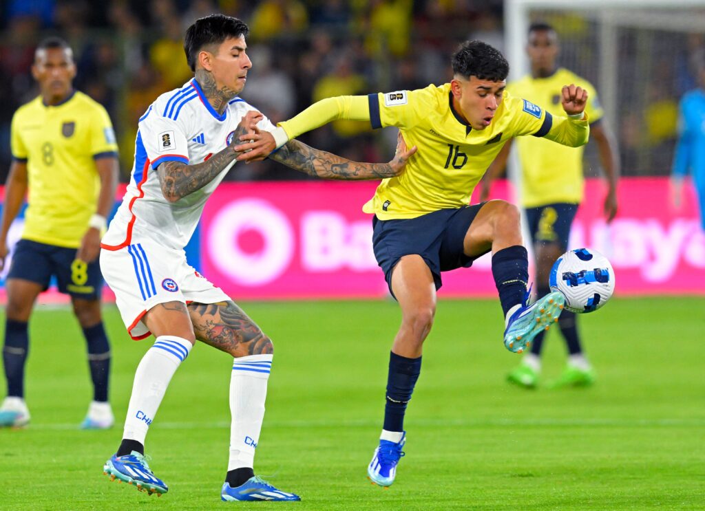 Pulgar atua na maior parte da derrota do Chile para o Equador pelas Eliminatórias. Volante retorna ao Flamengo nesta quarta (22)