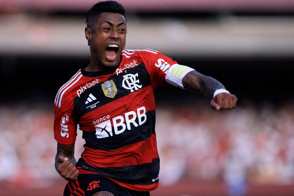 Landim confirma renovação de Bruno Henrique com Flamengo