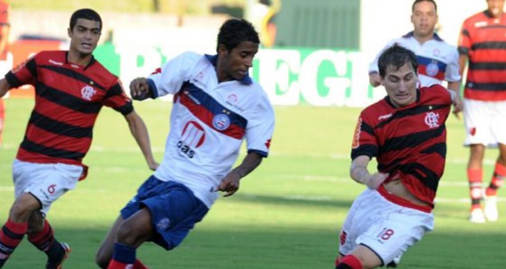Egídio jogou no Flamengo em 2011
