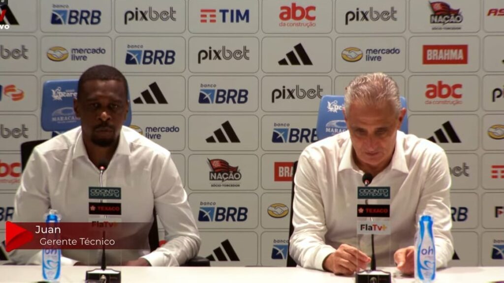 Juan em coletiva do Flamengo; gerente de futebol falou sobre relação com comissões e Tite