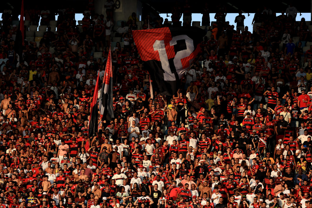 Vegetti cita Flamengo e Vasco como maiores torcidas e debocha dos rivais Fluminense e Botafogo