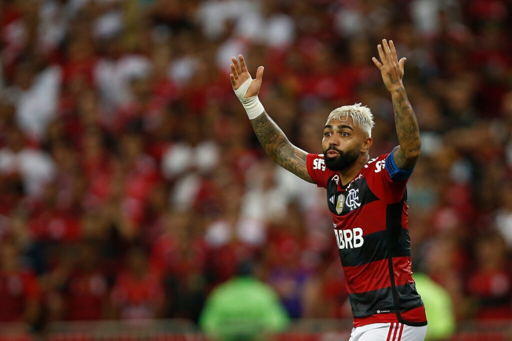 Gabriel Barbosa, do Flamengo, reage durante partida entre Flamengo e Corinthians no Brasileirão 2023