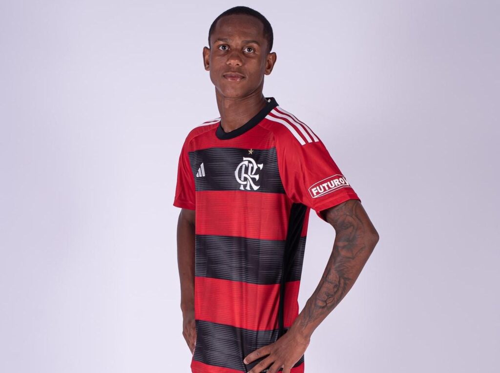 Wallace Yan foi comprado pelo Flamengo em 2023