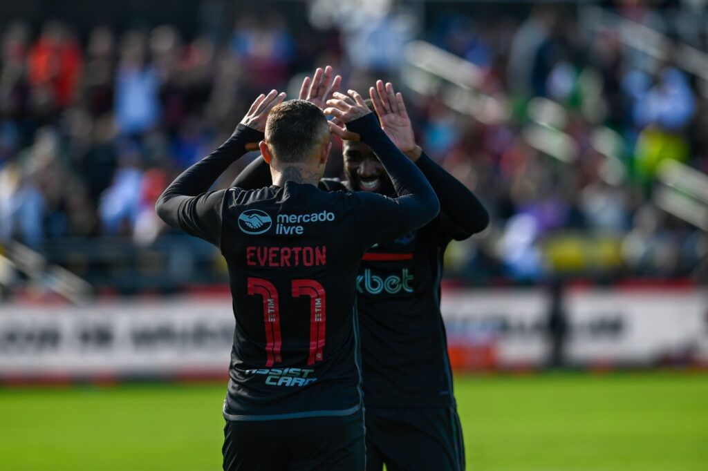 Neste sábado (27), Flamengo e Orlando City se enfrentam em amistoso; veja abaixo horário e onde assistir ao jogo