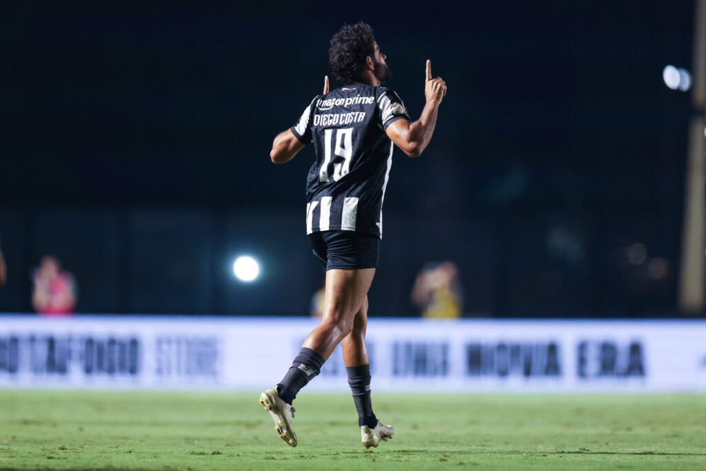 Após não renovar com o Botafogo, o atacante Diego Costa está livre no Mercado da Bola. Tem vaga no Flamengo em 2024?