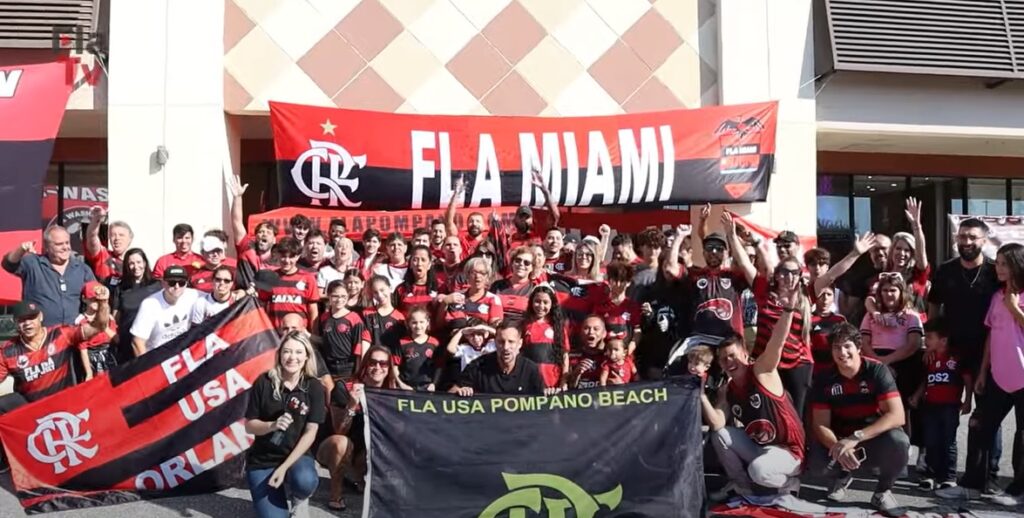 Torcedores do Flamengo em Encontro de Embaixadas em Orlando em 2023. Amistoso com Philadelphia Union e negociação por Evander são mais novos passos de aproximação entre Flamengo e MLS, liga dos EUA