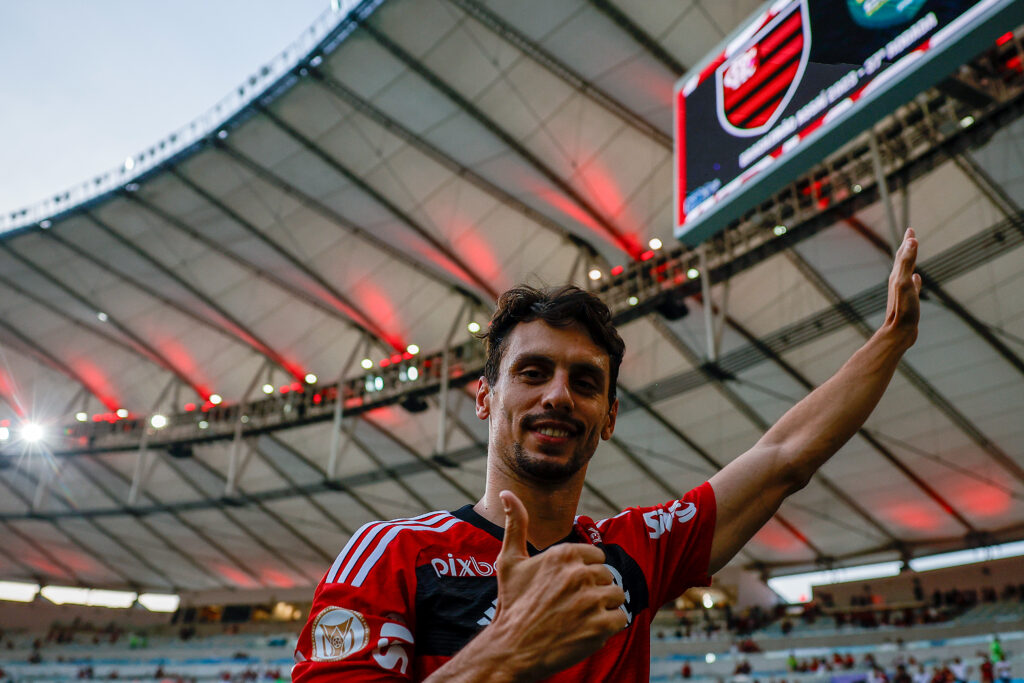 Após deixar o Flamengo no fim de 2023, Rodrigo Caio recebe sondagens de Milan, Monza e Salernitana, do Campeonato Italiano