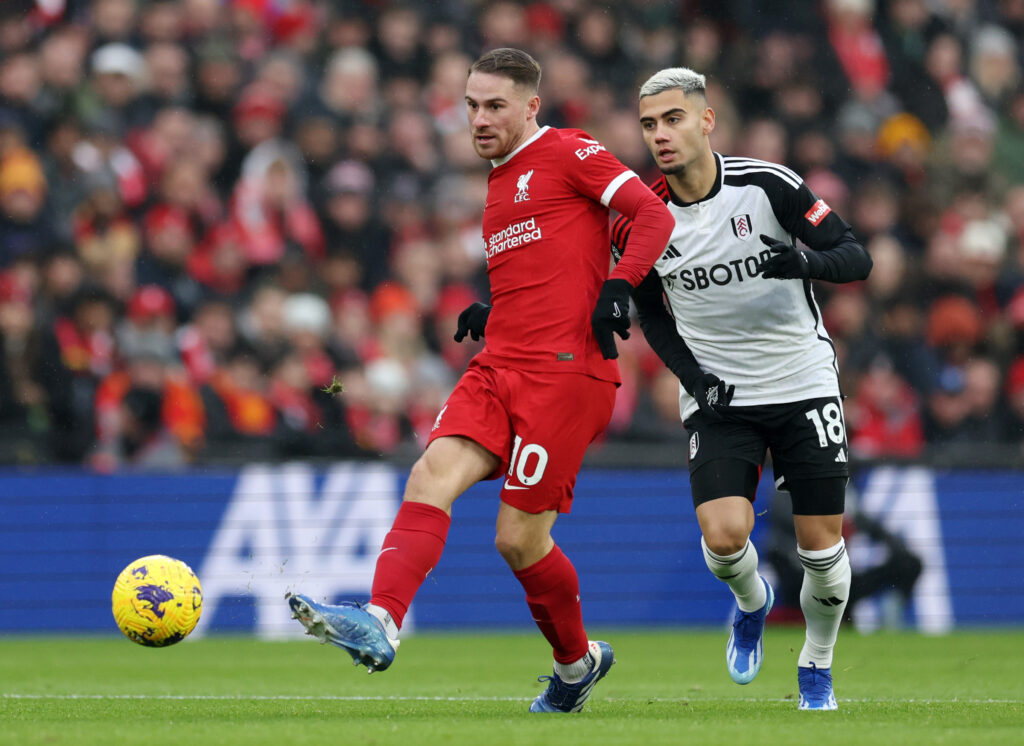 Nesta quarta (9), a bola rola para Liverpool x Fulham pela Copa da Liga Inglesa; veja onde assistir Andreas Pereira e Rodrigo Muniz ao vivo