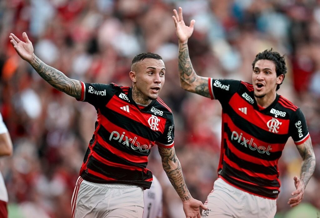 Cebolinha e Pedro comemora com em Flamengo 2x0 Fluminense pelo Campeonato Carioca