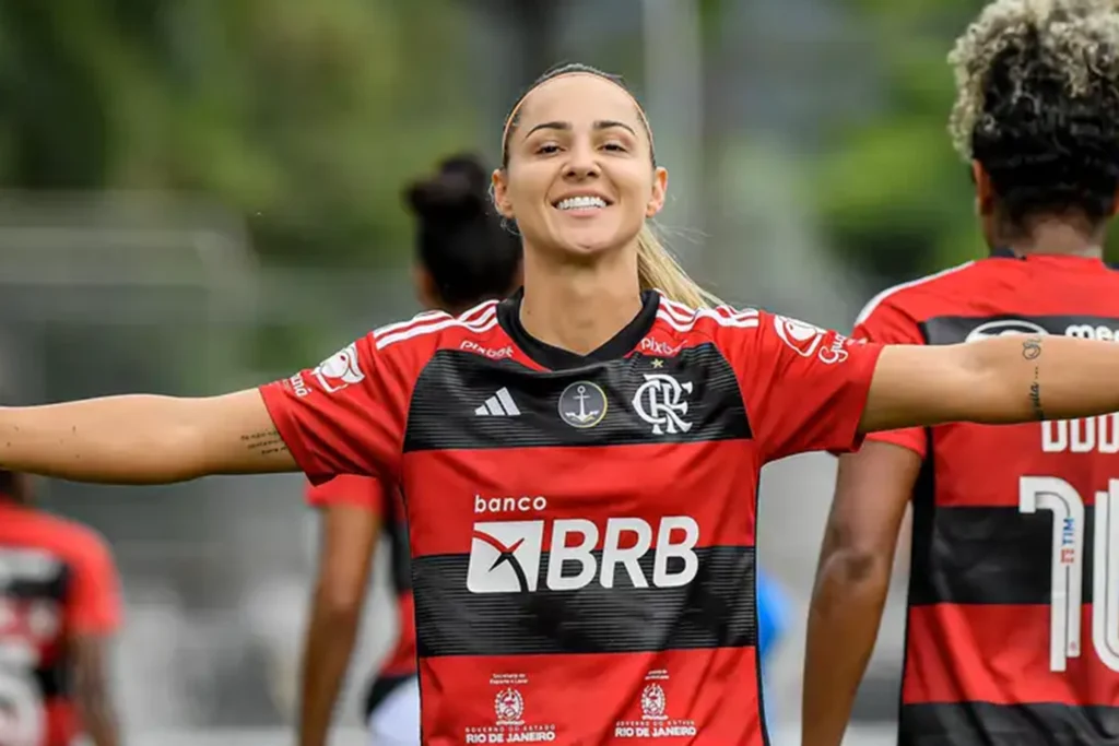 Giovanna Crivelari e Thaisa marcaram os gols do Flamengo contra o Vasco