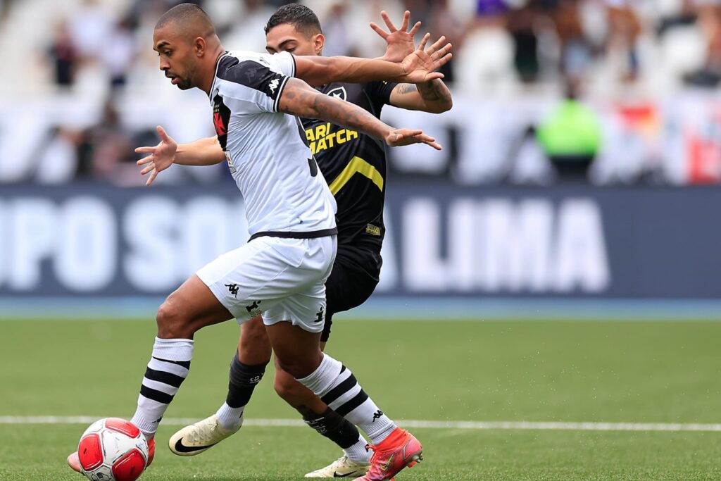 Vasco e Botafogo se enfrentaram no último domingo (18)
