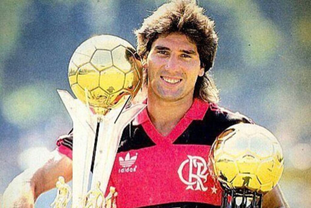 Renato Gaúcho foi campeão pelo Flamengo após desistir de acerto com o Corinthians