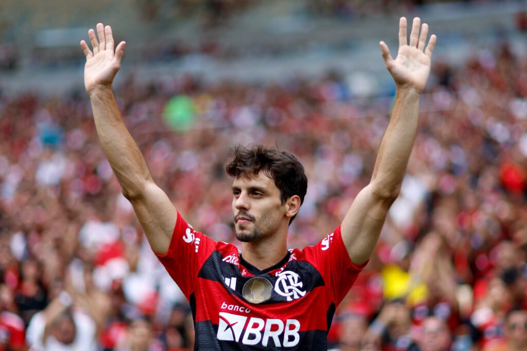 Rodrigo Caio, ex-Flamengo, pode se aposentar aos 30 anos