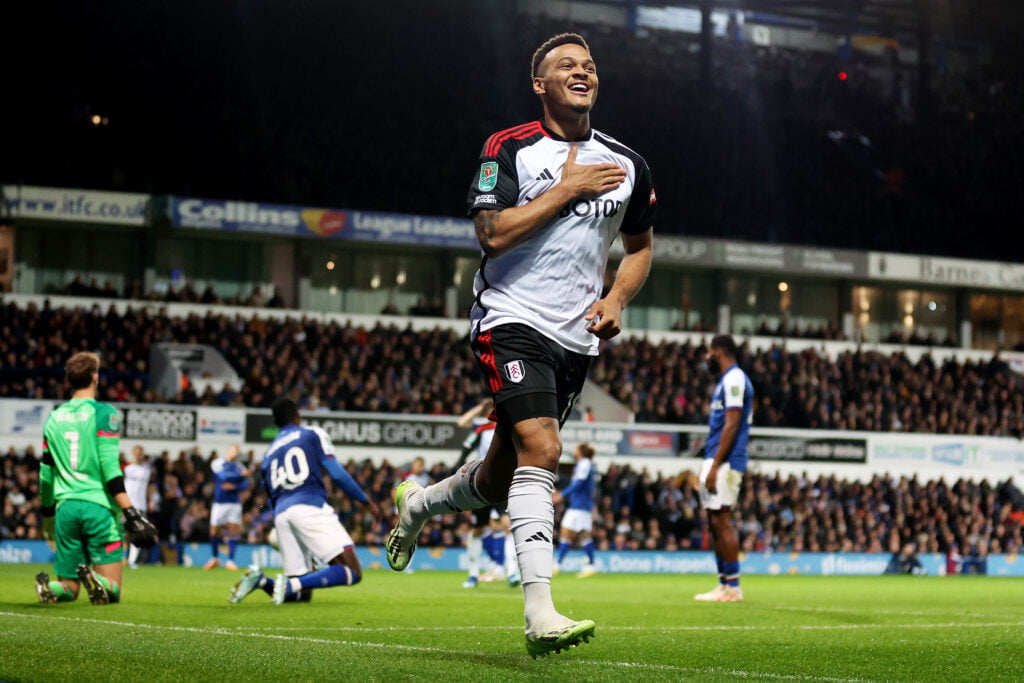 Rodrigo Muniz faz dois e Fulham vence Bournemouth pela Premier League
