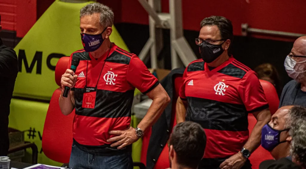 Conselheiro diz que presidente do Flamengo escolheu Dunshee para disputar sucessão; vice intensificou movimentação nos bastidores