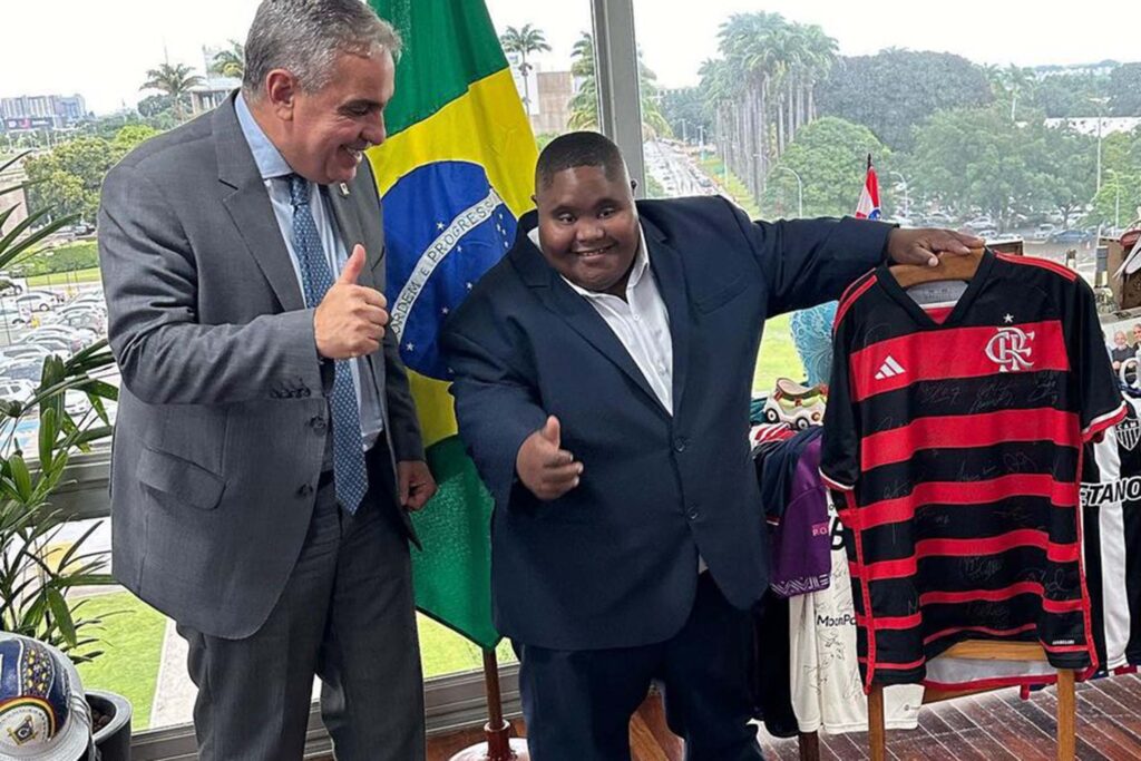Pitoco, torcedor do Flamengo, participou de sessão especial para comemorar o Dia da Síndrome de Down