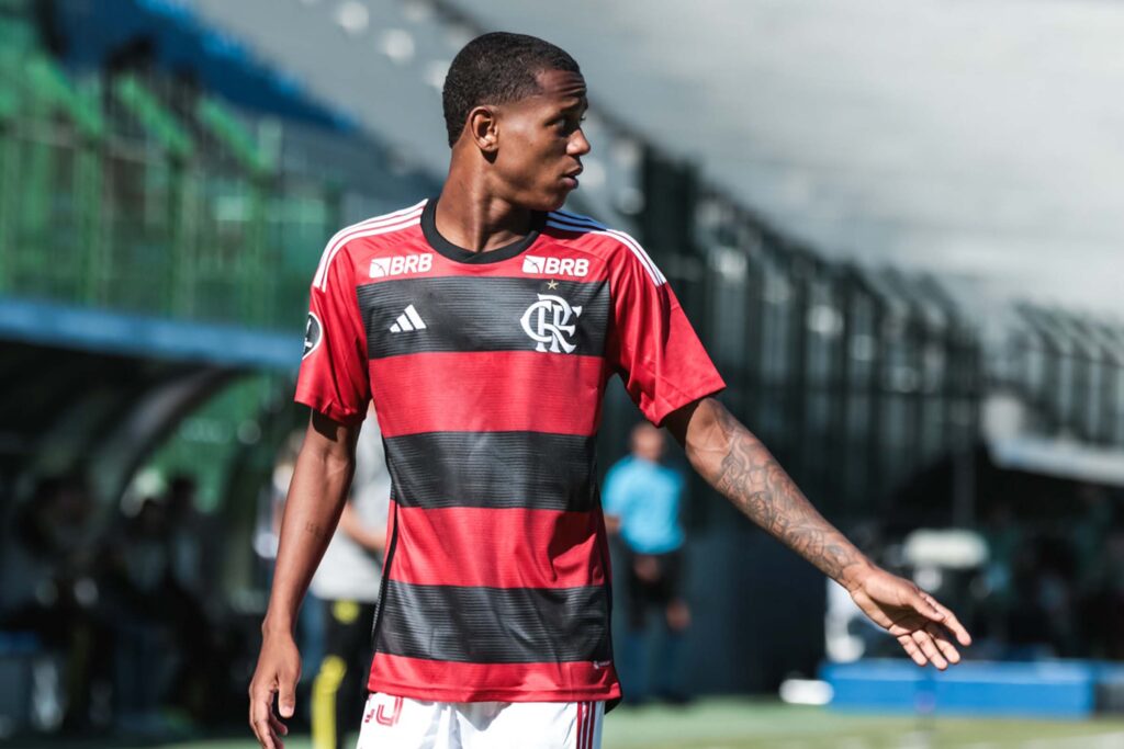 Wallace Yan marcou gol da vitória do Flamengo na Libertadores Sub-20
