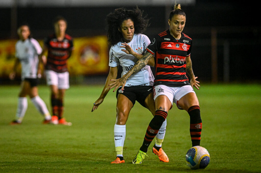 Flamengo e Corinthians feminino