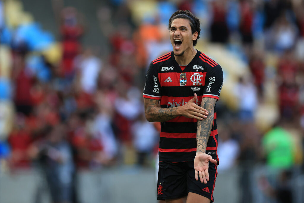 Pedro comemora gol do Flamengo sobre o Nova Iguaçu; time foi eleito mais temido da Libertadores por portal da Argentina