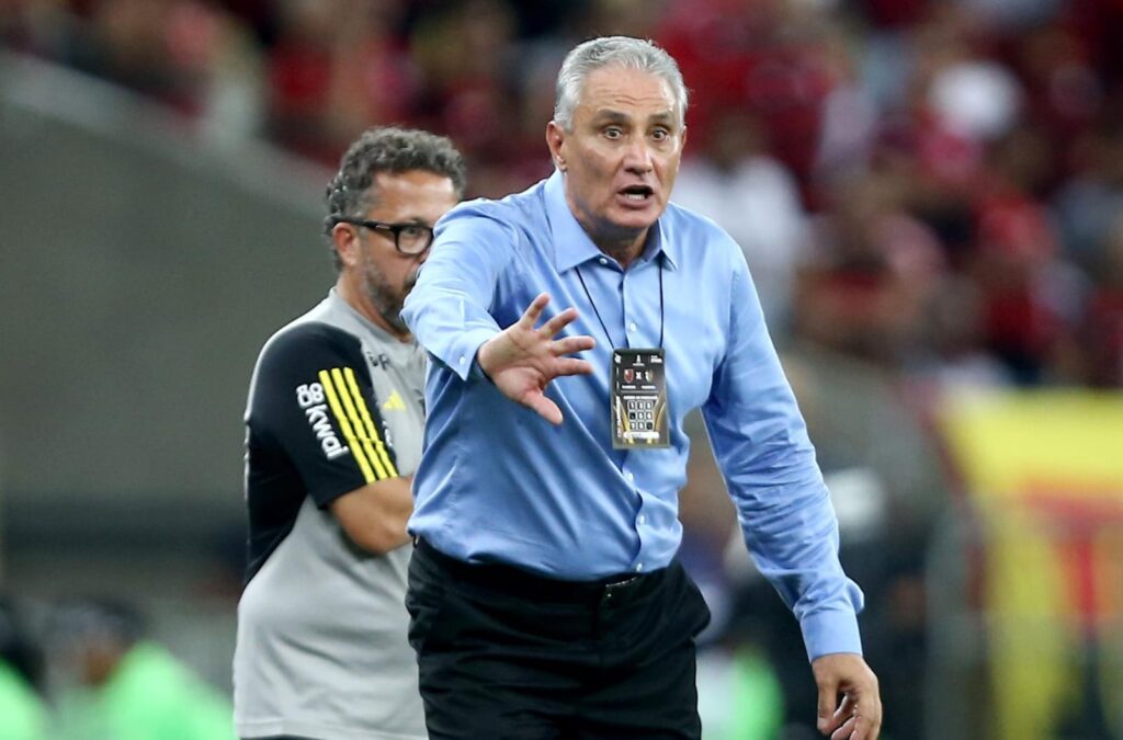 Tite no comando do Flamengo, treinador empatou em 0 a 0 com o Palmeiras. Gabriel Simões gostou da consistência apresentada pela equipe no Brasileirão
